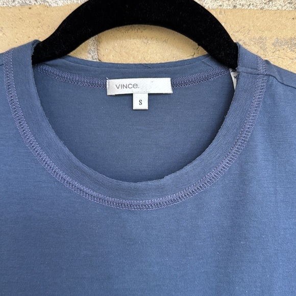 New Vince Sleeveless Blue Top - Picture 2 of 4